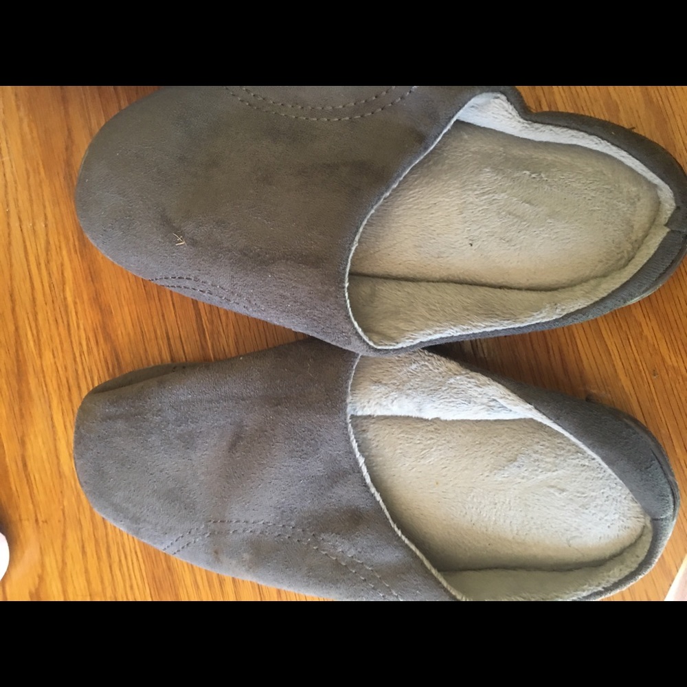 Ladies slippers